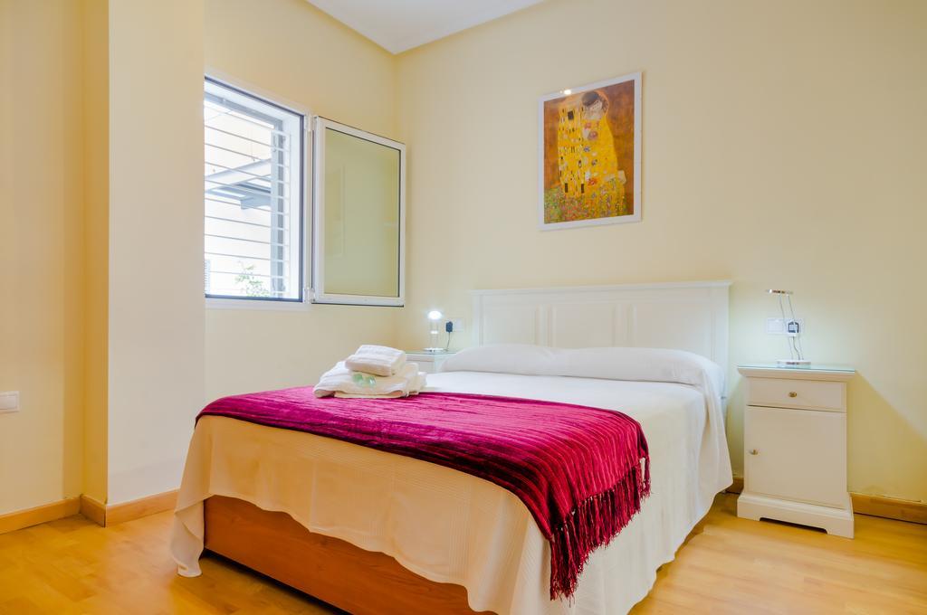 Apartamentos Ribera Del Puerto El Puerto de Santa María Zimmer foto